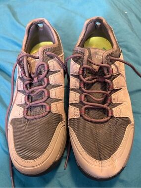 Skechers Men’s Athletic Lace-Up Sneakers in Taupe and Gray with Purple Laces
